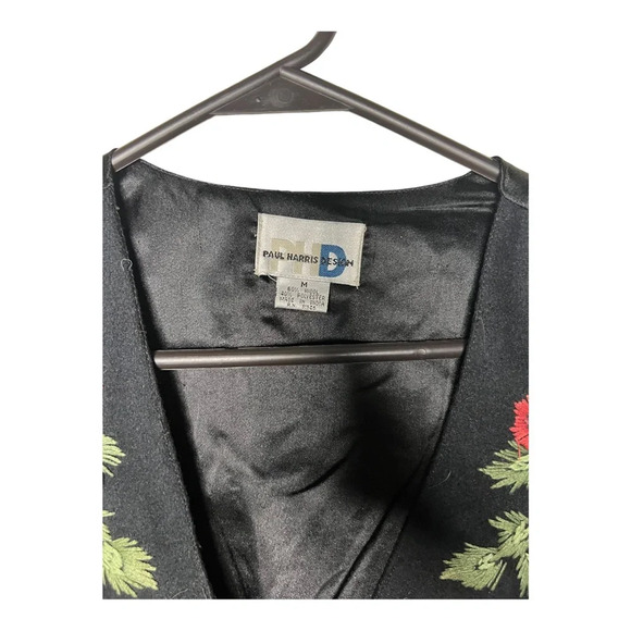 Vintage Wool-Blend Needlepoint Embroidered Roses Vest M - Picture 2 of 3